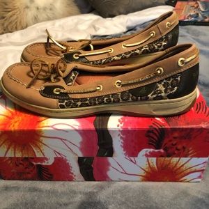 SPERRY boat shoes